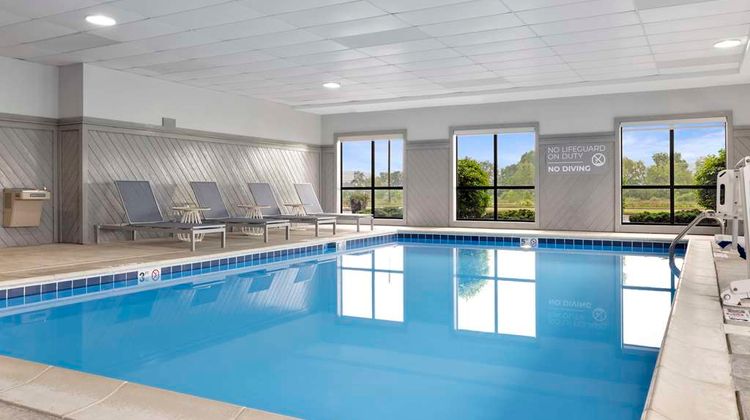 Spark by Hilton Newcomerstown Pool
