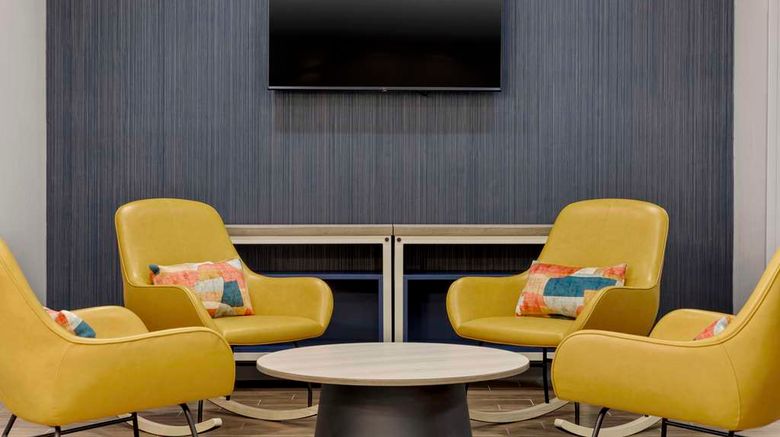 <b>Spark by Hilton Newcomerstown Lobby</b>. Images powered by <a href="https://iceportal.shijigroup.com/" title="IcePortal" target="_blank">IcePortal</a>.