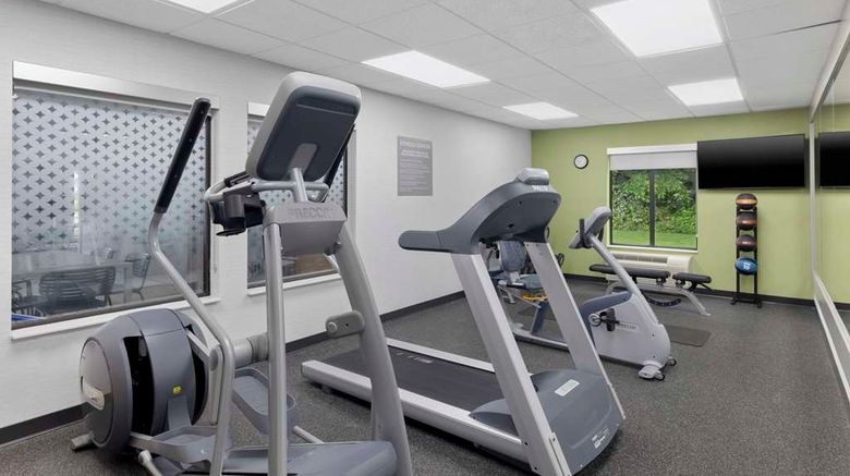 <b>Spark by Hilton Newcomerstown Health</b>. Images powered by <a href="https://iceportal.shijigroup.com/" title="IcePortal" target="_blank">IcePortal</a>.