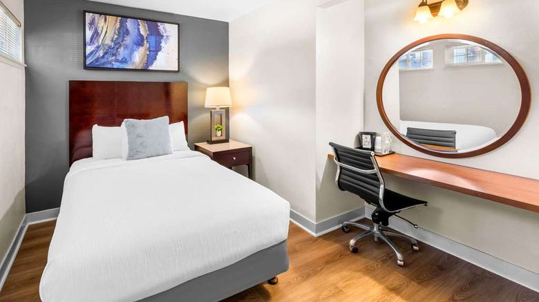 <b>Quality Inn and Suites Jackson Room</b>. Images powered by <a href="https://iceportal.shijigroup.com/" title="IcePortal" target="_blank">IcePortal</a>.