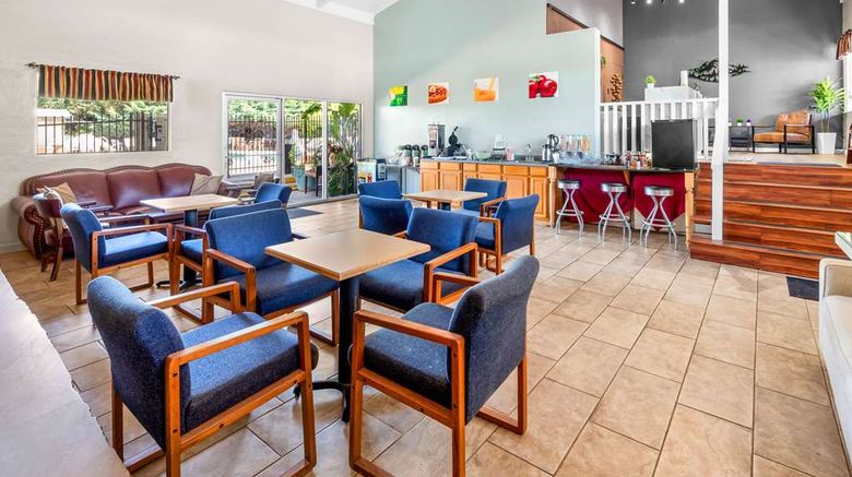 <b>Quality Inn and Suites Jackson Restaurant</b>. Images powered by <a href="https://iceportal.shijigroup.com/" title="IcePortal" target="_blank">IcePortal</a>.