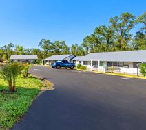 Quality Inn and Suites Jackson Exterior