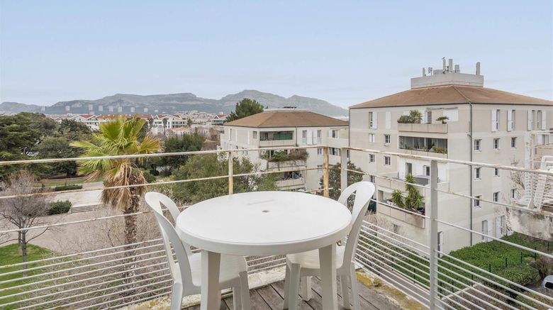 <b>Comfort Aparthotel Marseille Prado Room</b>. Images powered by <a href="https://iceportal.shijigroup.com/" title="IcePortal" target="_blank">IcePortal</a>.