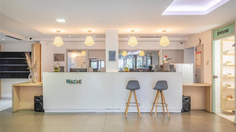 <b>Comfort Aparthotel Marseille Prado Lobby</b>. Images powered by <a href="https://iceportal.shijigroup.com/" title="IcePortal" target="_blank">IcePortal</a>.