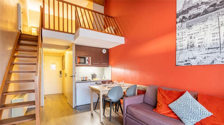 <b>Comfort Aparthotel Marseille Prado Suite</b>. Images powered by <a href="https://iceportal.shijigroup.com/" title="IcePortal" target="_blank">IcePortal</a>.