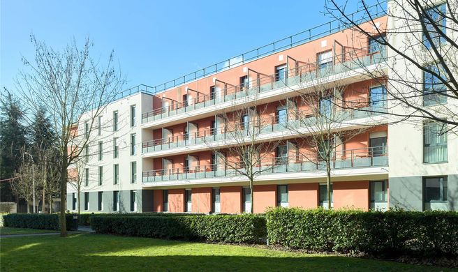 Comfort Aparthotel Versailles Exterior