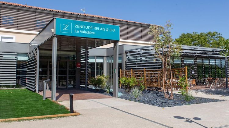 Zenitude Hotel la Valadiere, Ascend Coll Exterior