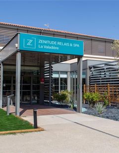 Zenitude Hotel la Valadiere, Ascend Coll