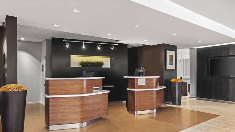 Super 8 by Wyndham Dallas Love Field Apt Lobby