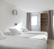 Hotel Isidore Room