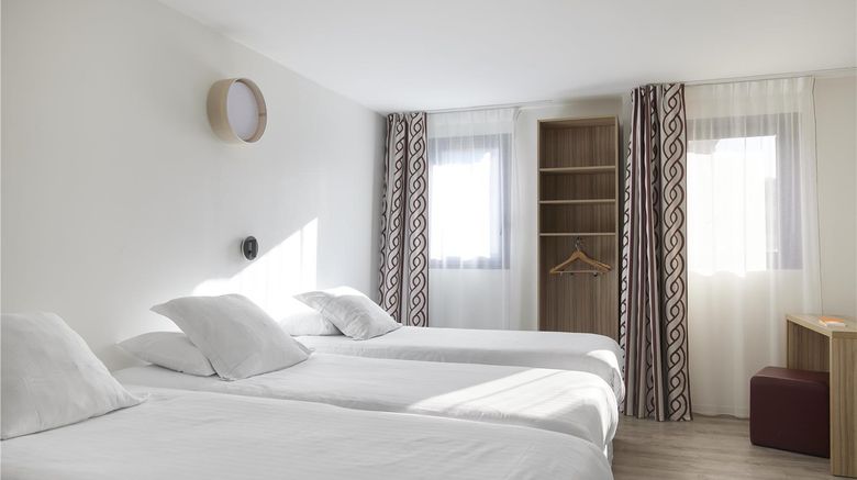 <b>Hotel Isidore Room</b>. Images powered by <a href="https://iceportal.shijigroup.com/" title="IcePortal" target="_blank">IcePortal</a>.