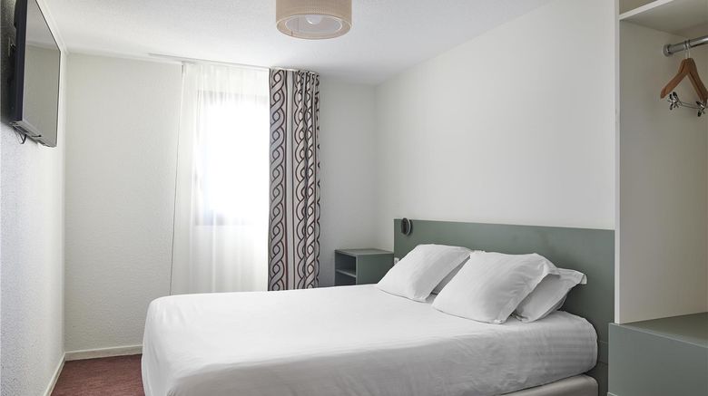 <b>Hotel Isidore Room</b>. Images powered by <a href="https://iceportal.shijigroup.com/" title="IcePortal" target="_blank">IcePortal</a>.