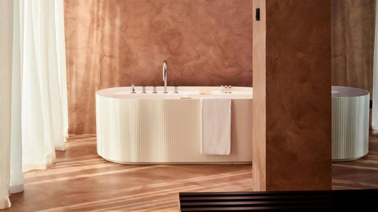 <b>Hotel Ambasador Split Suite</b>. Images powered by <a href="https://iceportal.shijigroup.com/" title="IcePortal" target="_blank">IcePortal</a>.