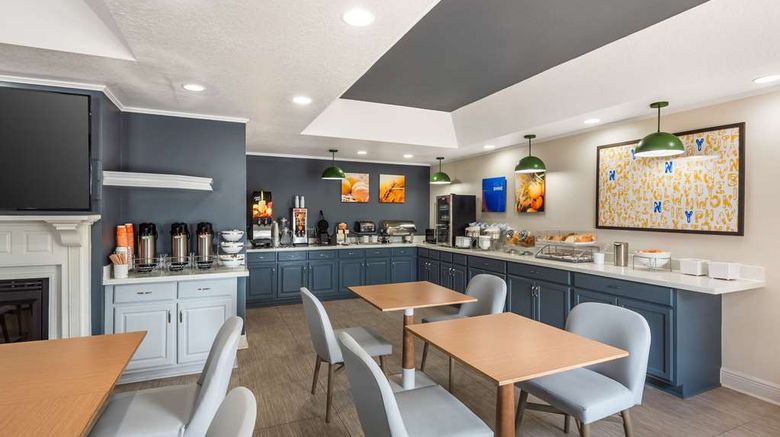 <b>Comfort Inn Lafayette North I-10 Restaurant</b>. Images powered by <a href="https://iceportal.shijigroup.com/" title="IcePortal" target="_blank">IcePortal</a>.