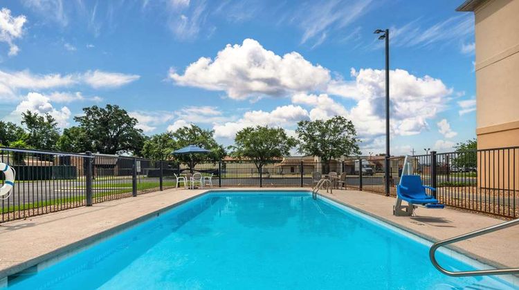 Comfort Inn Lafayette North I-10 Pool