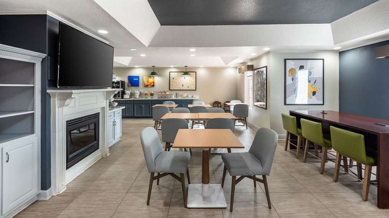 <b>Comfort Inn Lafayette North I-10 Restaurant</b>. Images powered by <a href="https://iceportal.shijigroup.com/" title="IcePortal" target="_blank">IcePortal</a>.