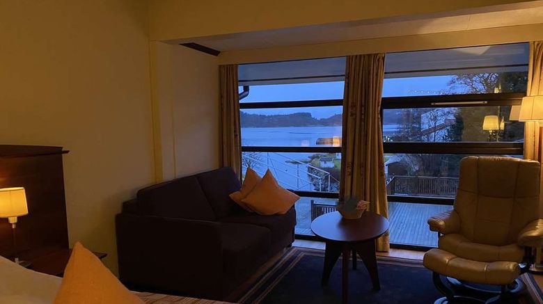 <b>Fitjar Fjordhotel Room</b>. Images powered by <a href="https://iceportal.shijigroup.com/" title="IcePortal" target="_blank">IcePortal</a>.
