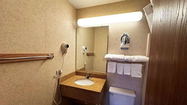 <b>Travelodge by Wyndham Black Hills Room</b>. Images powered by <a href="https://iceportal.shijigroup.com/" title="IcePortal" target="_blank">IcePortal</a>.