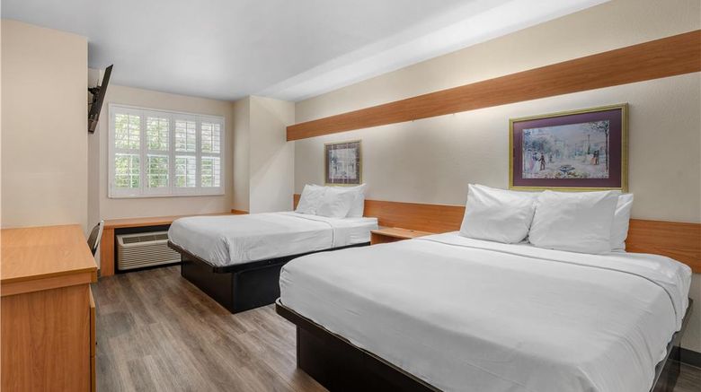 <b>SureStay by Best Western South Natomas Room</b>. Images powered by <a href="https://iceportal.shijigroup.com/" title="IcePortal" target="_blank">IcePortal</a>.