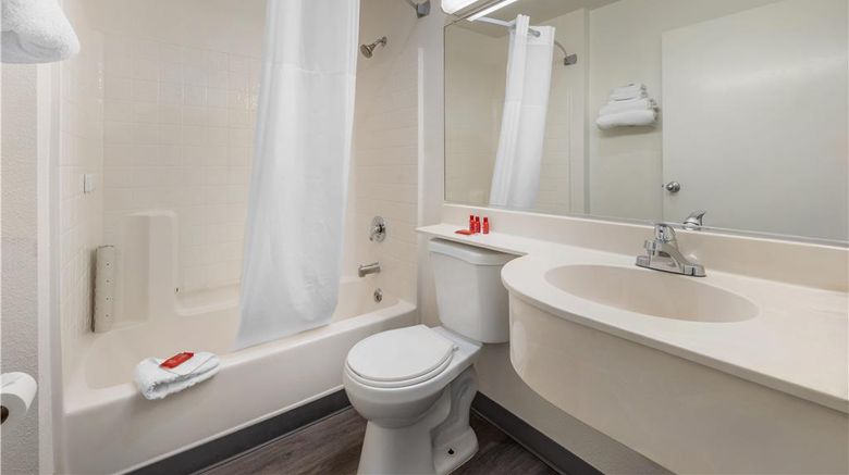 <b>SureStay by Best Western South Natomas Room</b>. Images powered by <a href="https://iceportal.shijigroup.com/" title="IcePortal" target="_blank">IcePortal</a>.