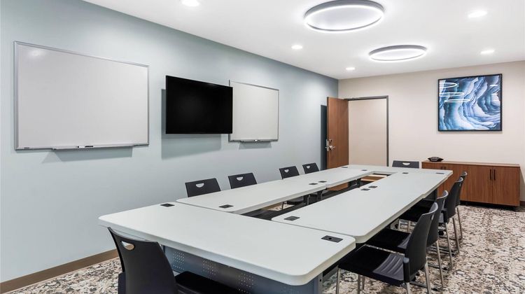 Everhome Suites Lexington North Meeting