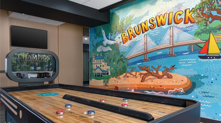 Tru by Hilton Brunswick Recreation