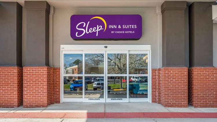 Sleep Inn & Suites Exterior