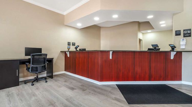 Sleep Inn & Suites Lobby