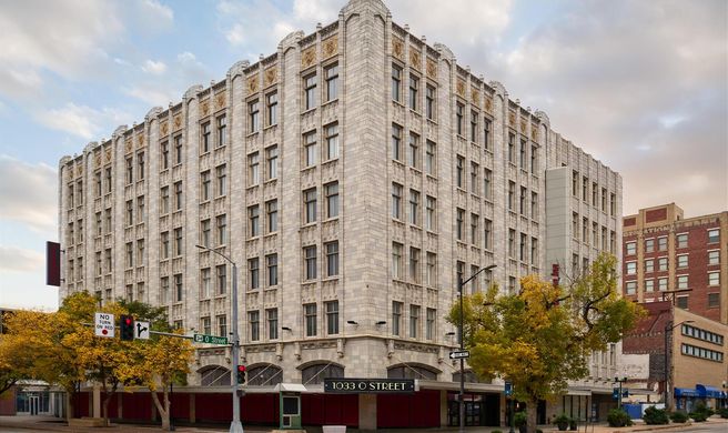 Hampton Inn by Hilton Lincoln Downtown Exterior