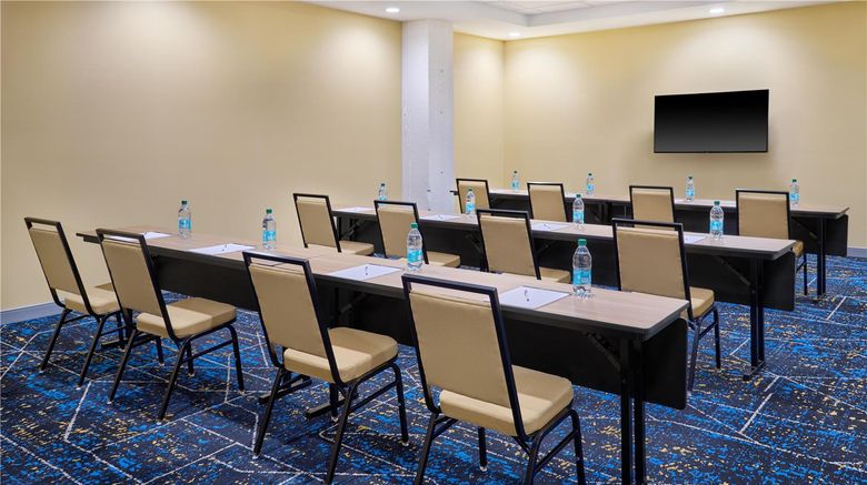 <b>Hampton Inn by Hilton Lincoln Downtown Meeting</b>. Images powered by <a href="https://iceportal.shijigroup.com/" title="IcePortal" target="_blank">IcePortal</a>.