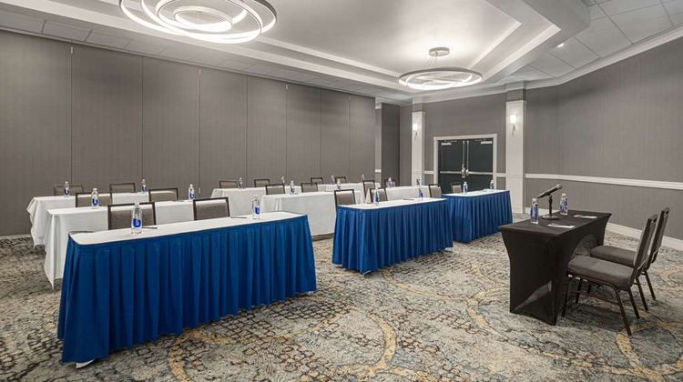 DoubleTree by Hilton at Bell Tower Shops Meeting