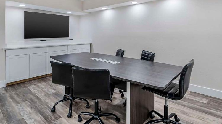 Quality Inn & Suites Orlando East - UCF Meeting