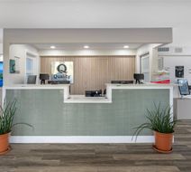 Quality Inn & Suites Orlando East - UCF Lobby
