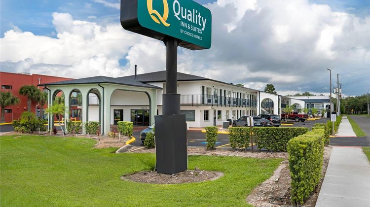 Quality Inn & Suites Orlando East - UCF Exterior