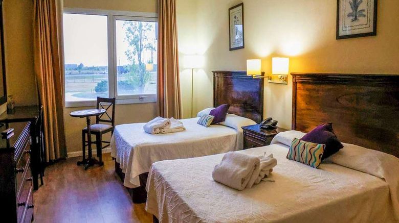 <b>Wyndham Garden Campana Room</b>. Images powered by <a href="https://iceportal.shijigroup.com/" title="IcePortal" target="_blank">IcePortal</a>.