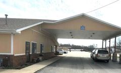 Super 8 by Wyndham Fort Scott