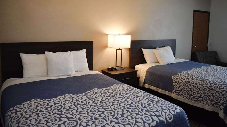 <b>Super 8 by Wyndham Grand Island South Room</b>. Images powered by <a href="https://iceportal.shijigroup.com/" title="IcePortal" target="_blank">IcePortal</a>.