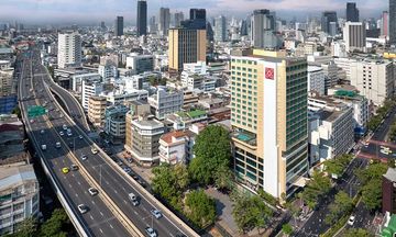 Hilton Garden Inn Bangkok Silom