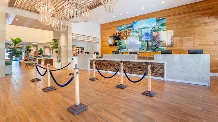 Hilton Vacation Club Aqua Sol Orlando W Lobby