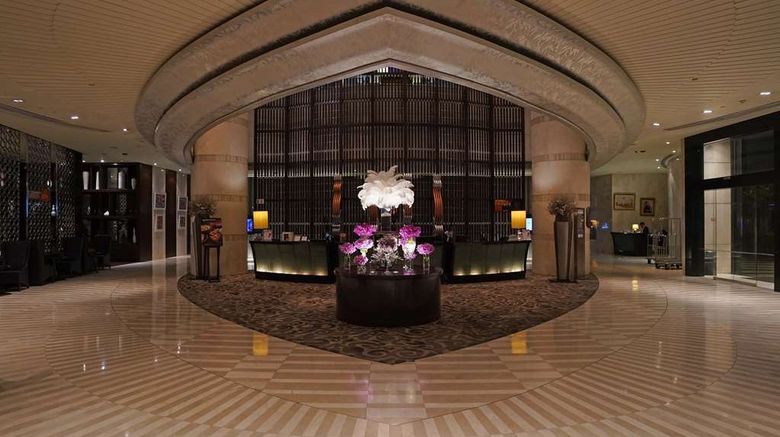 <b>Hilton Bangkok Grande Asoke Lobby</b>. Images powered by <a href="https://iceportal.shijigroup.com/" title="IcePortal" target="_blank">IcePortal</a>.