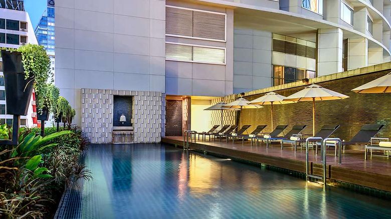 <b>Hilton Bangkok Grande Asoke Pool</b>. Images powered by <a href="https://iceportal.shijigroup.com/" title="IcePortal" target="_blank">IcePortal</a>.