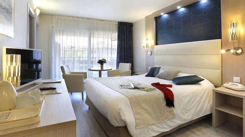 <b>Hotel l'Arc en Ciel Room</b>. Images powered by <a href="https://iceportal.shijigroup.com/" title="IcePortal" target="_blank">IcePortal</a>.