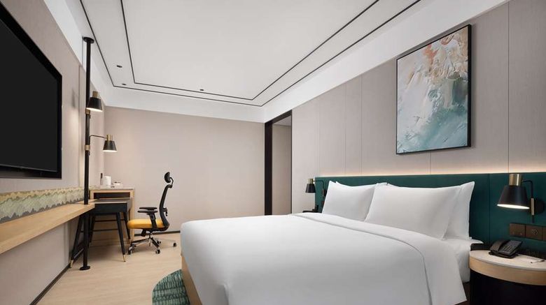 <b>Hilton Garden Inn Chunxi Rd Center Room</b>. Images powered by <a href="https://iceportal.shijigroup.com/" title="IcePortal" target="_blank">IcePortal</a>.