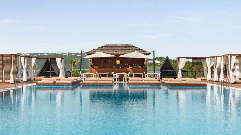 <b>Ramada Resort by Wyndham Sapanca Thermal Pool</b>. Images powered by <a href="https://iceportal.shijigroup.com/" title="IcePortal" target="_blank">IcePortal</a>.