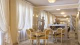 Villa Pace Park Hotel Bolognese Restaurant