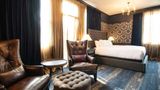 Midnight Sun, a Coast Hotel Suite