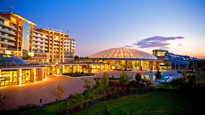 <b>Aquaworld Resort Budapest Exterior</b>. Images powered by <a href="https://iceportal.shijigroup.com/" title="IcePortal" target="_blank">IcePortal</a>.