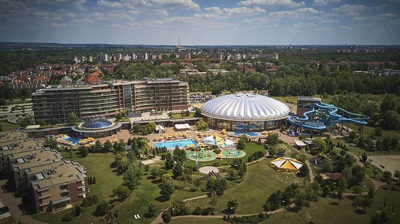 <b>Aquaworld Resort Budapest Exterior</b>. Images powered by <a href="https://iceportal.shijigroup.com/" title="IcePortal" target="_blank">IcePortal</a>.