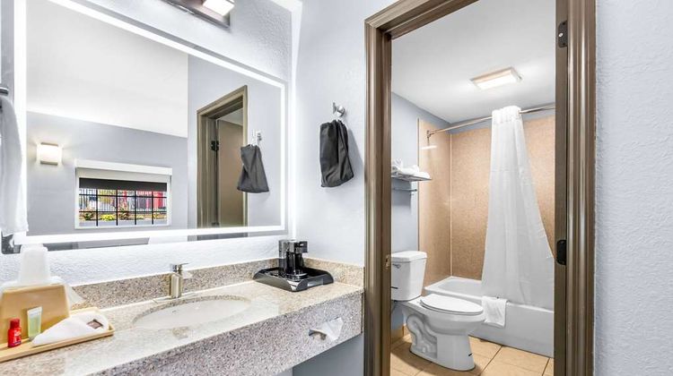 Quality Inn Room