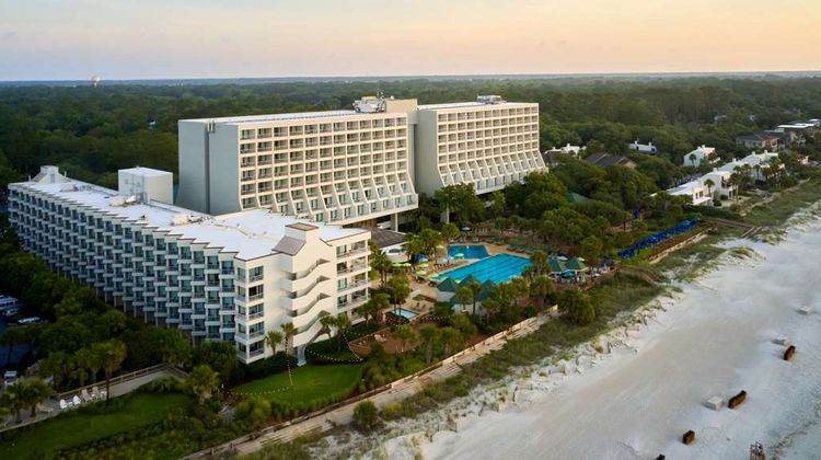Hilton Beachfront Resort & Spa Exterior